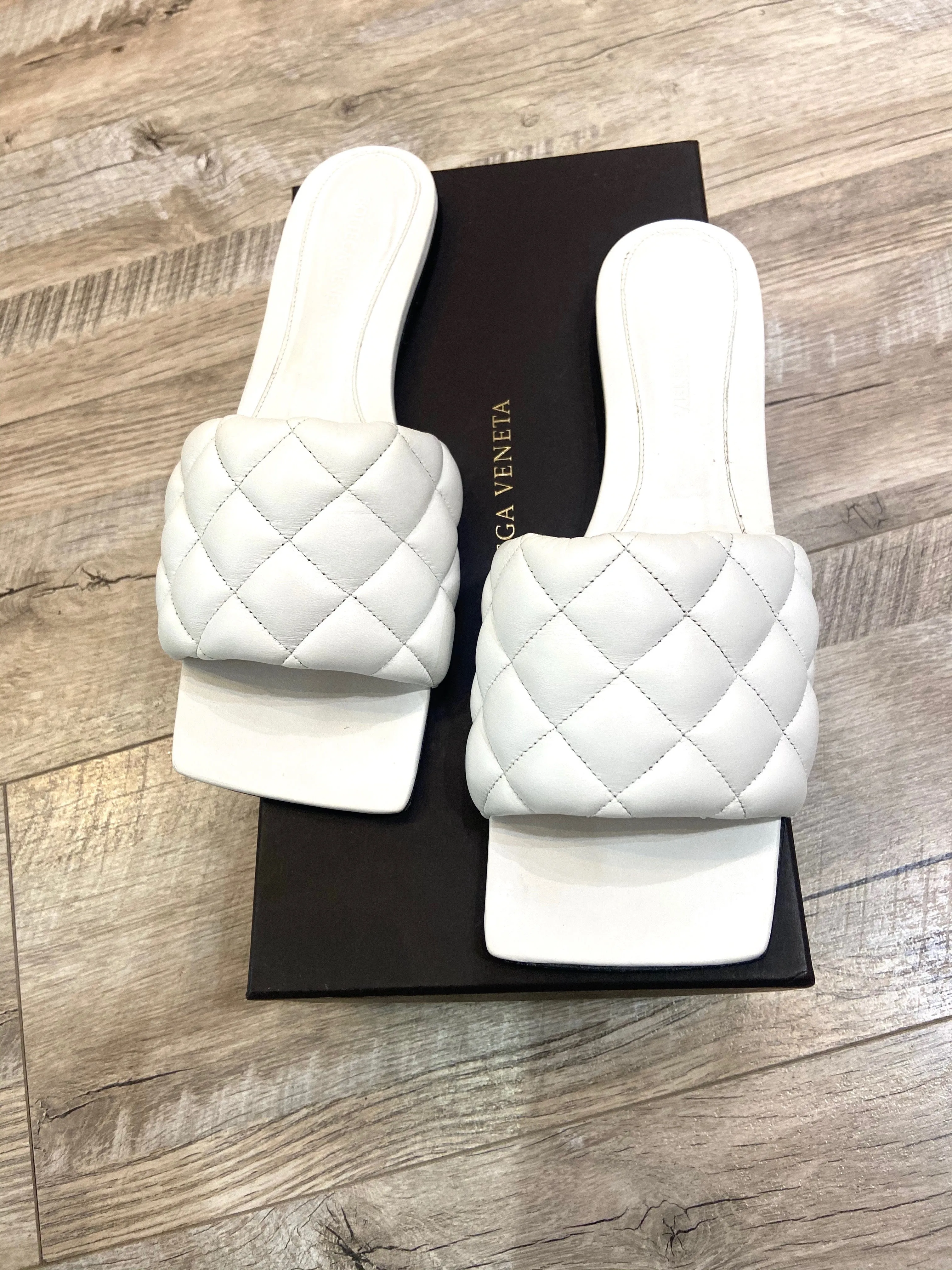 BOTTEGA VENETA WHITE INTRECCIATO NAPPA MULES