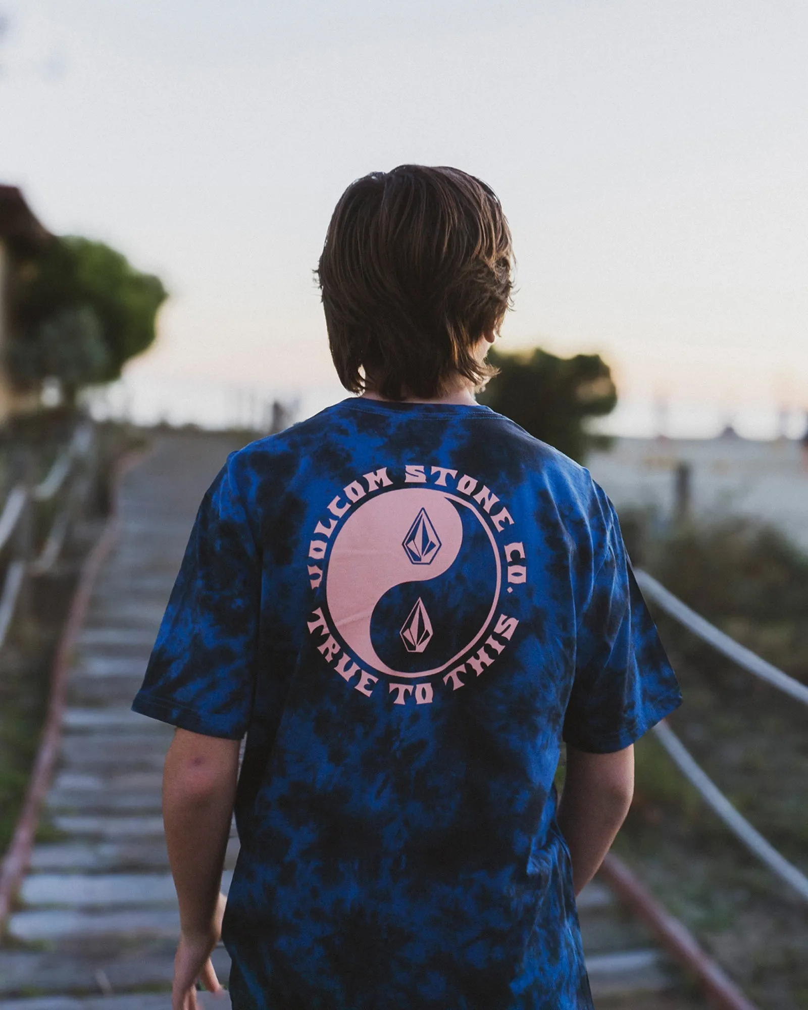 Boys 8-16 Counterbalance Dye T-Shirt