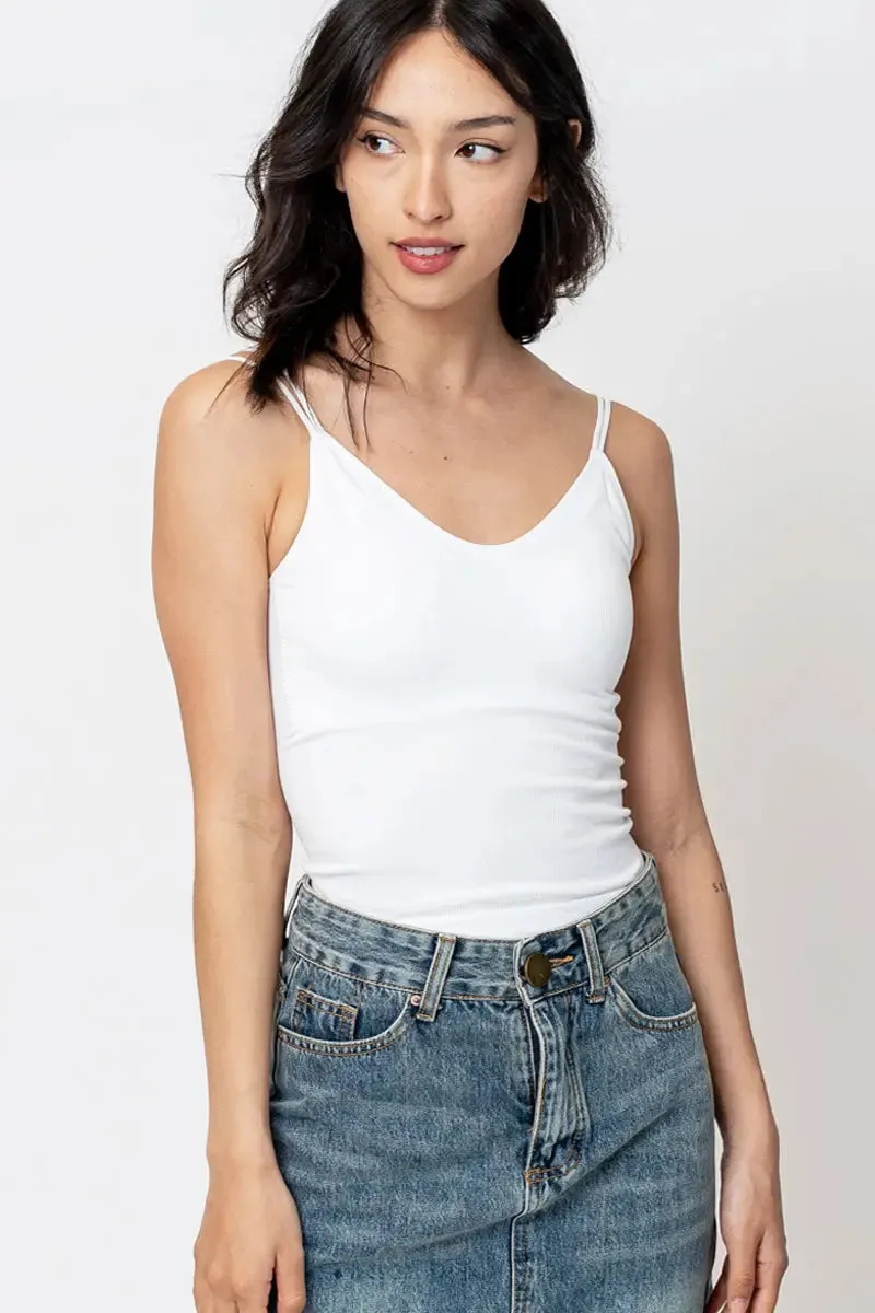 En Creme Maya Cami Top – Sleek, Supportive & Effortlessly Versatile